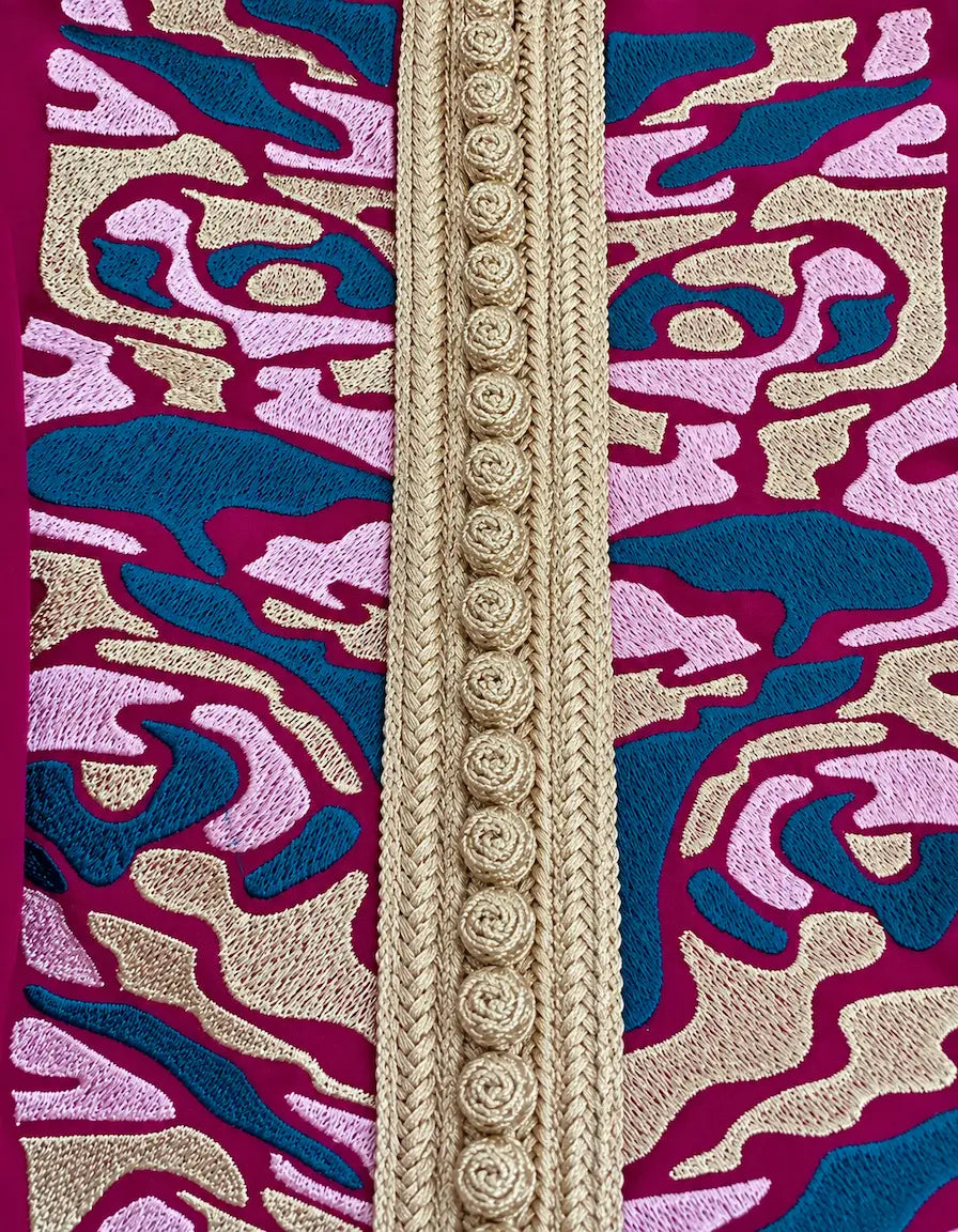 Caftan Marocain Femme Fuchsia – Broderies & Finitions Dorées NadiaBenShop