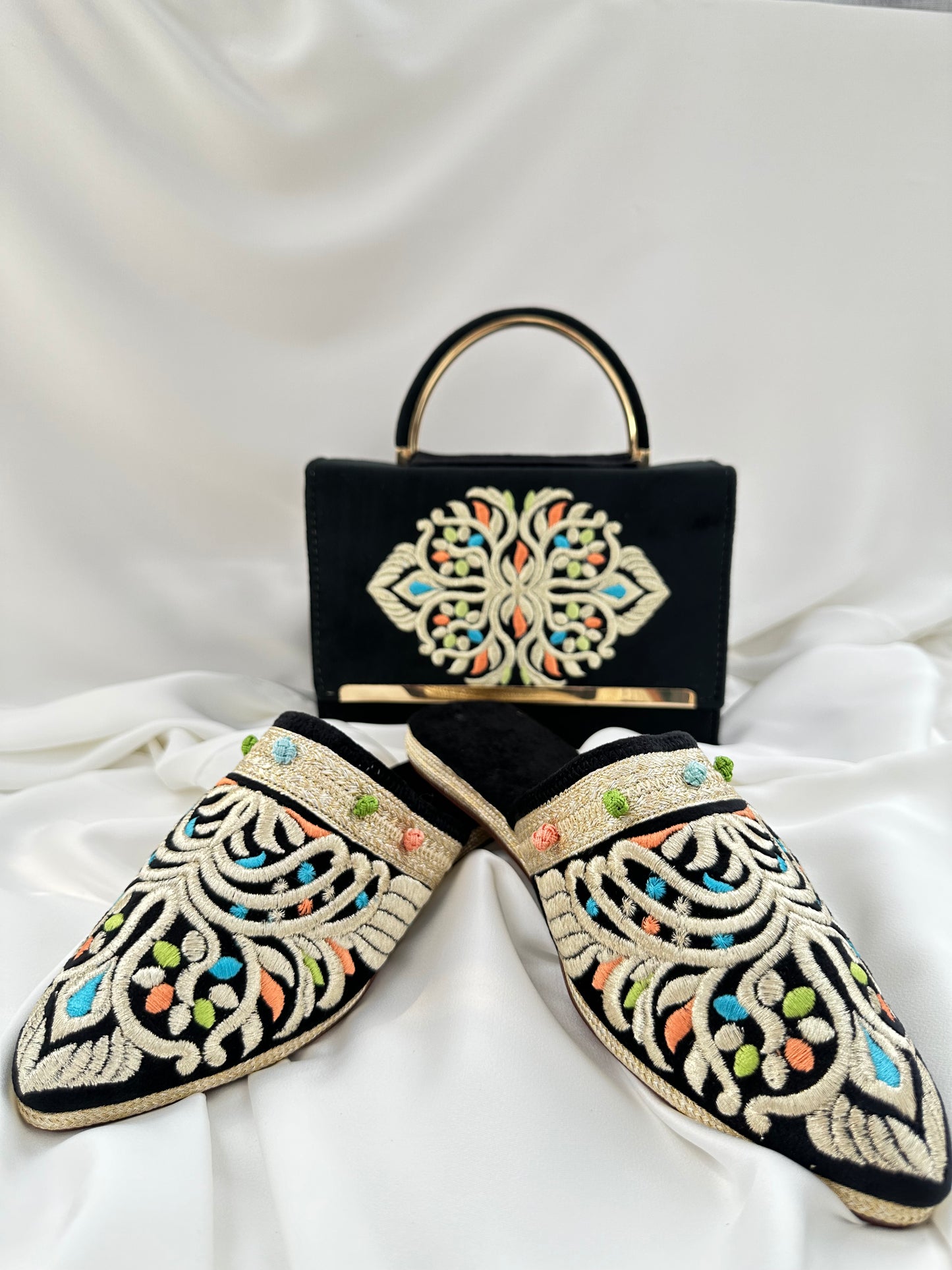 Babouches et sac NADIABENSHOP