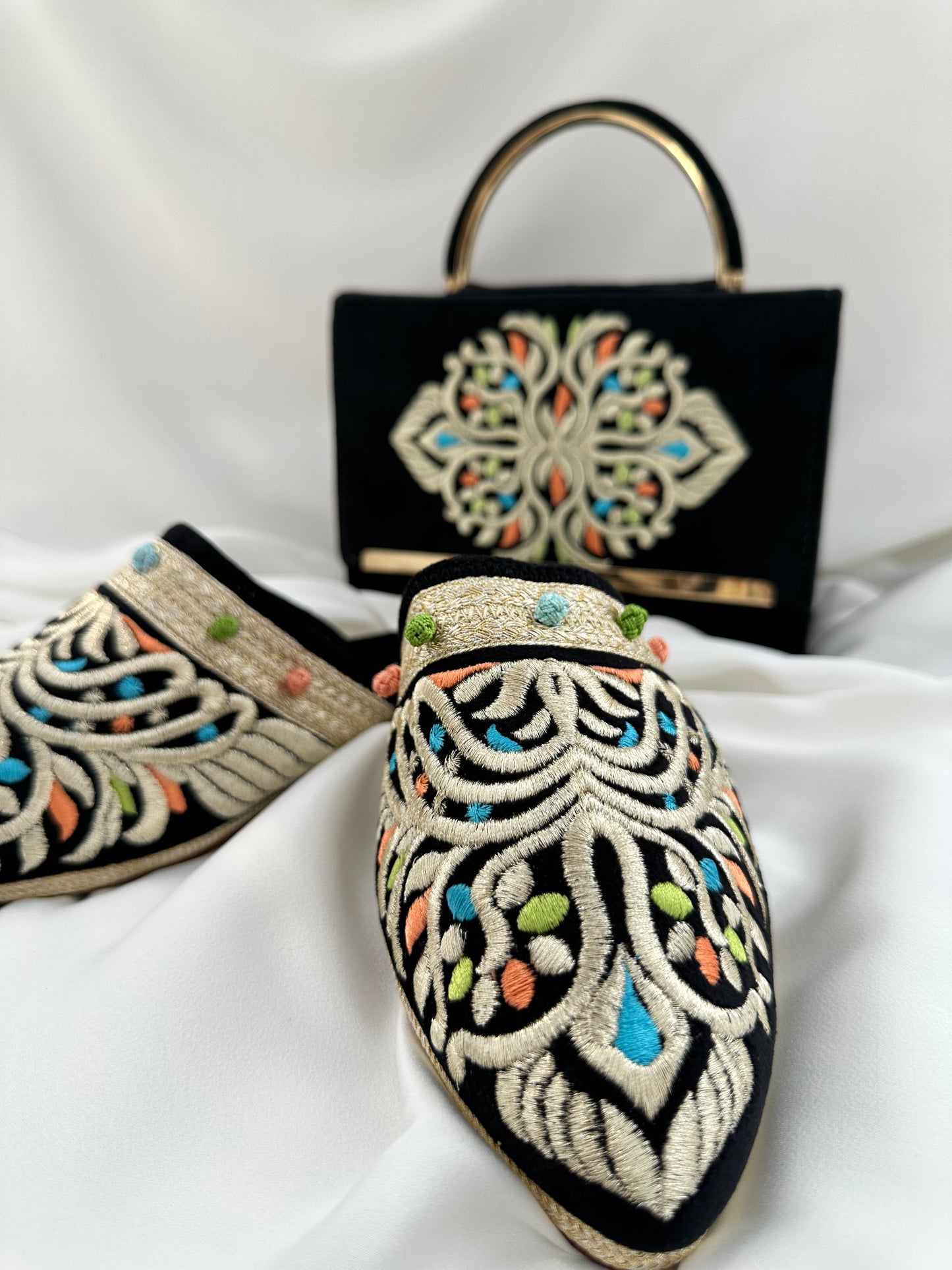 Babouches et sac NADIABENSHOP