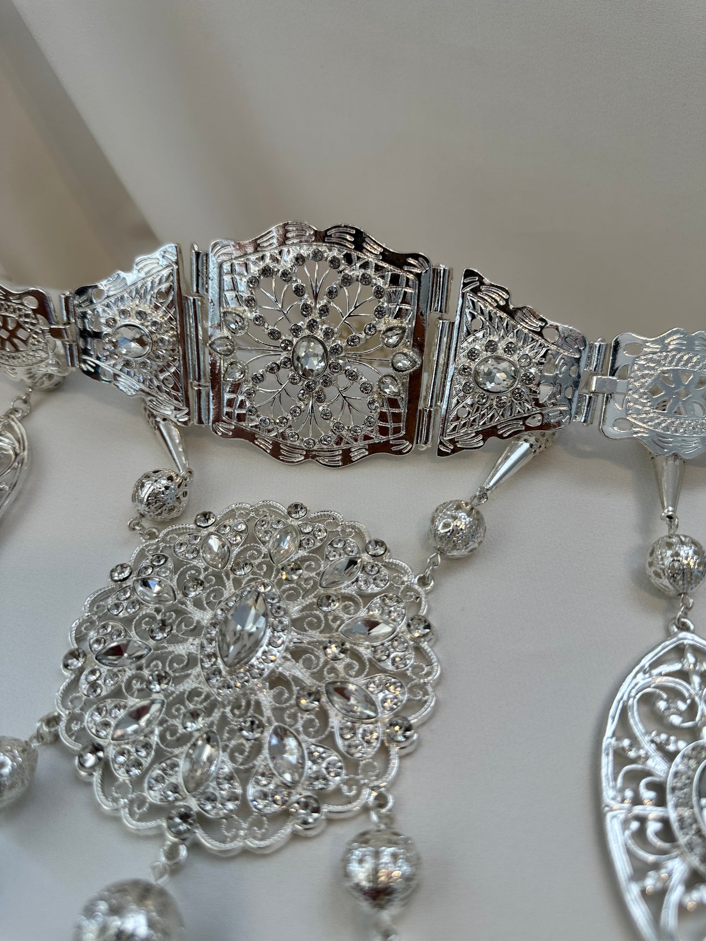 Accessoire de Dos et Ceinture Caftan NADIABENSHOP
