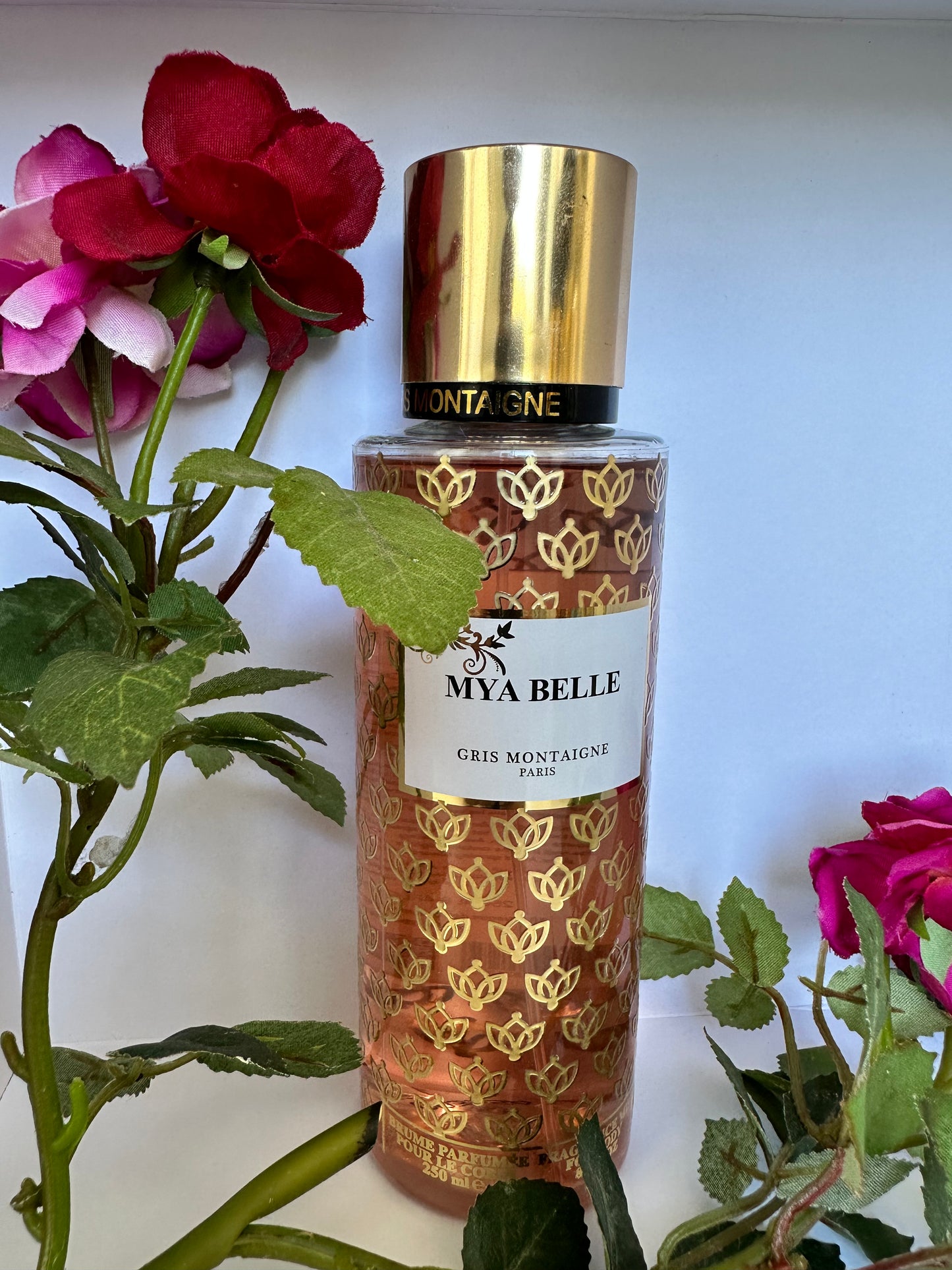 Brume parfumée Corps & Cheveux Mya Belle 250ml – Gris Montaigne Paris NADIABENSHOP