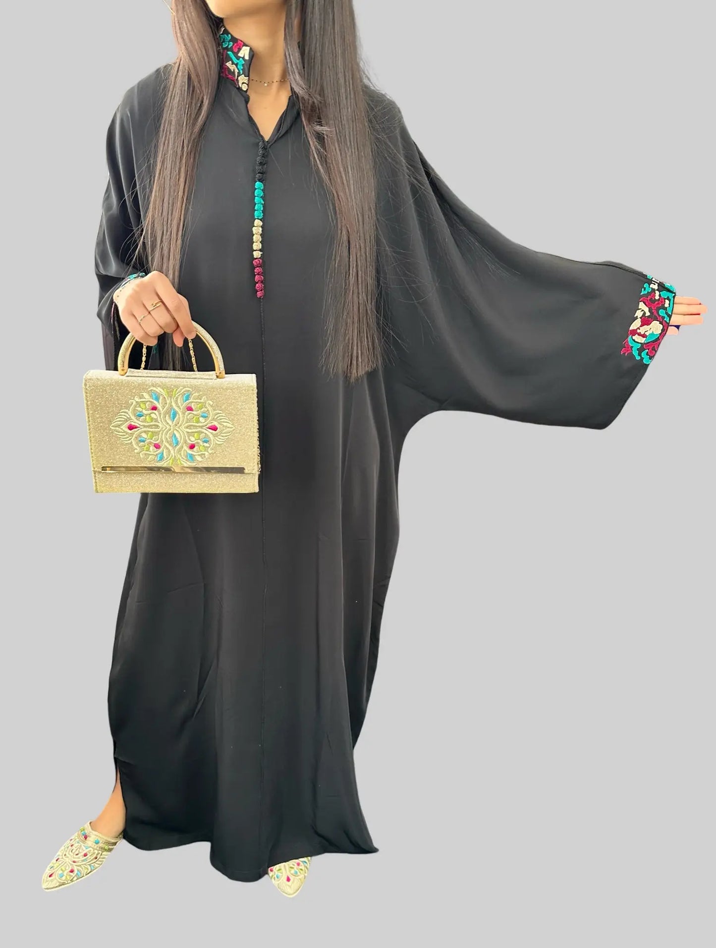 Caftan à col officier et manches brodées NADIABENSHOP