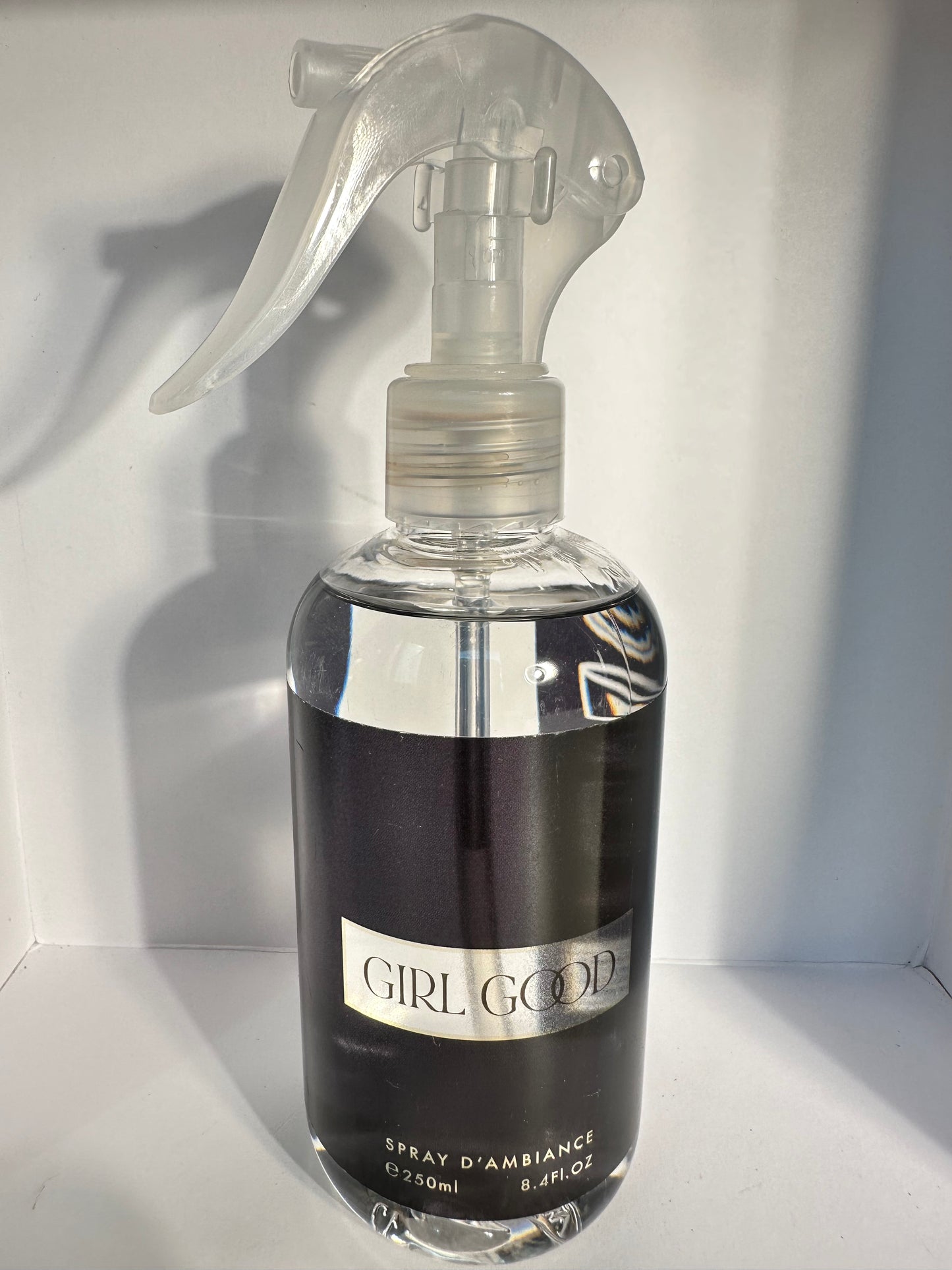 Spray d'intérieur - Girl Good 250 ml NADIABENSHOP