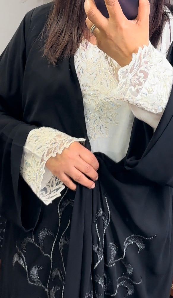 Abaya Dubaï et voile