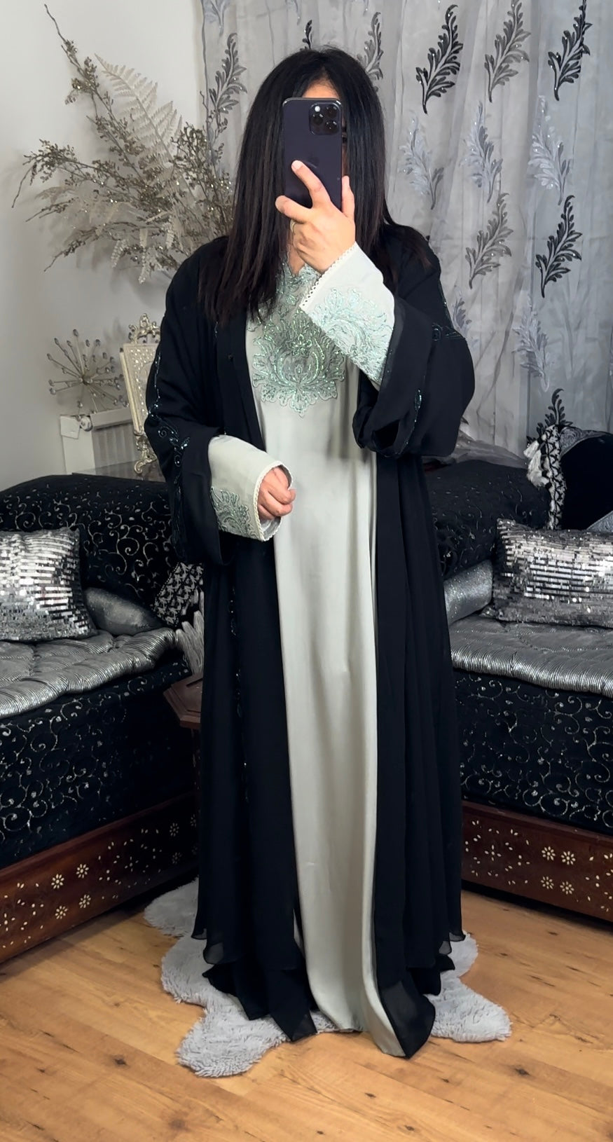 Abaya Dubaï et voile